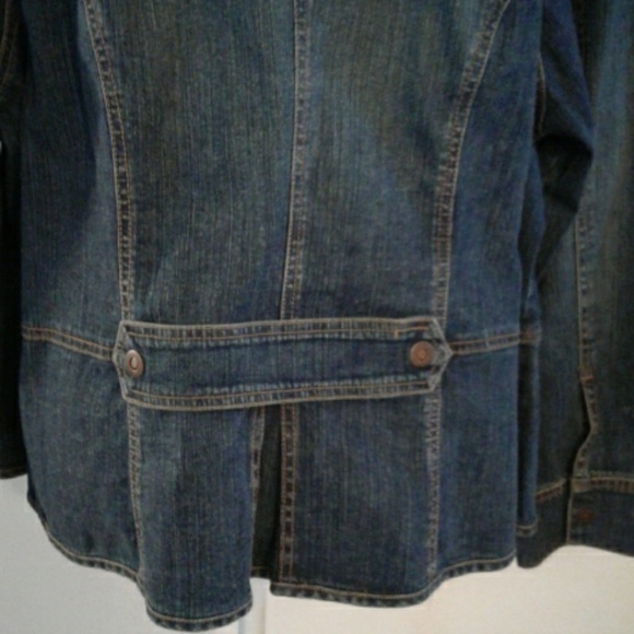 Denim jacket - Picture 3 of 7
